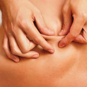 Massaggio terapico connettivale schiena
